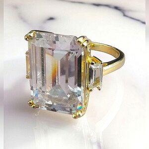 Stunning FZN 925 Gold-Plated Emerald Cut Statement Ring – Size 6